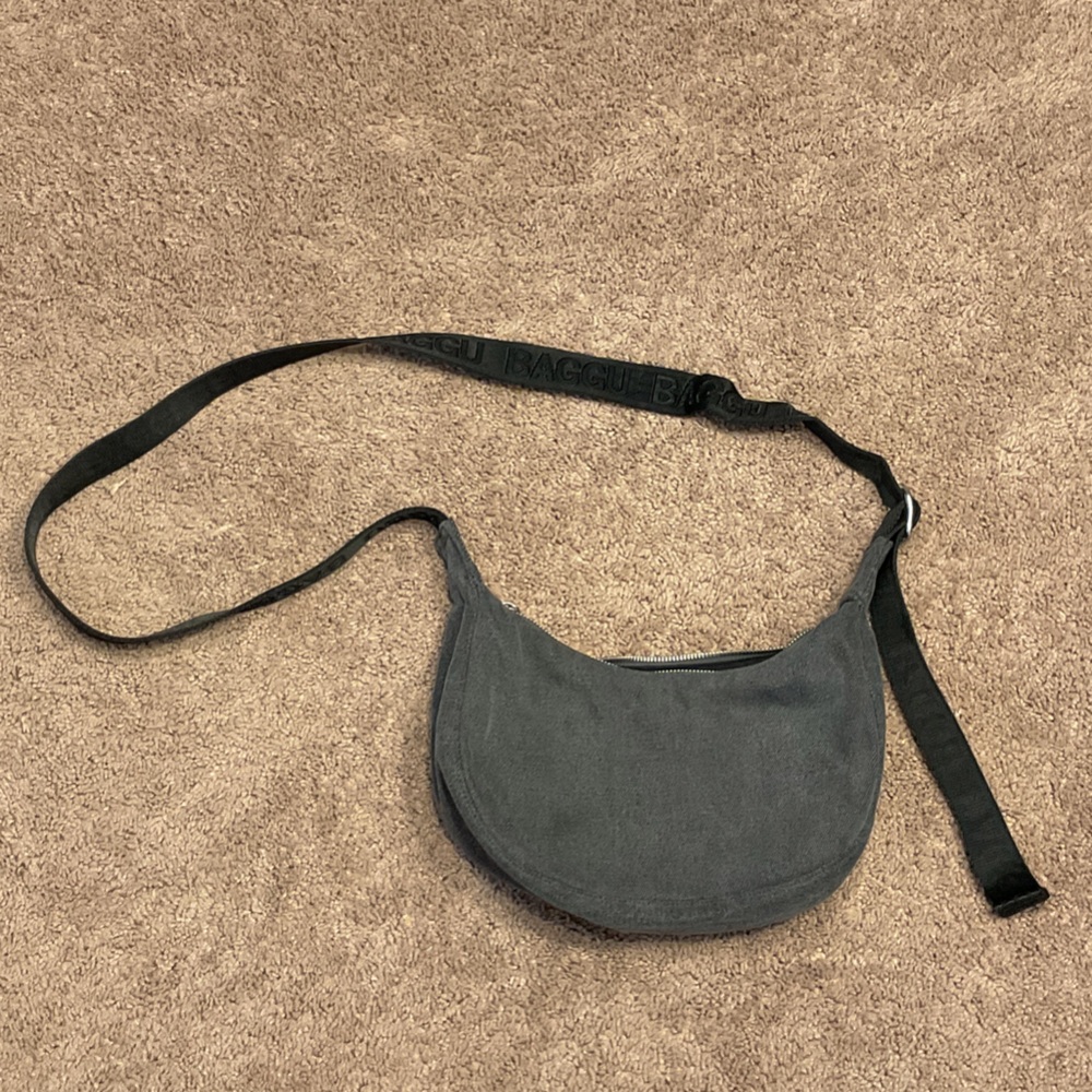 BAGGU Small Denim Crescent bag